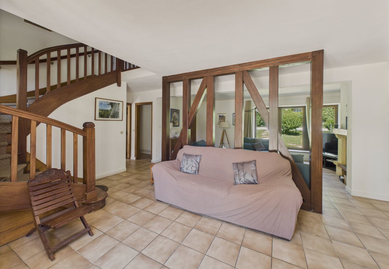 Maison à Peyzac-le-Moustier - Piscine privée - jolie maison 10 adultes 2 enfants