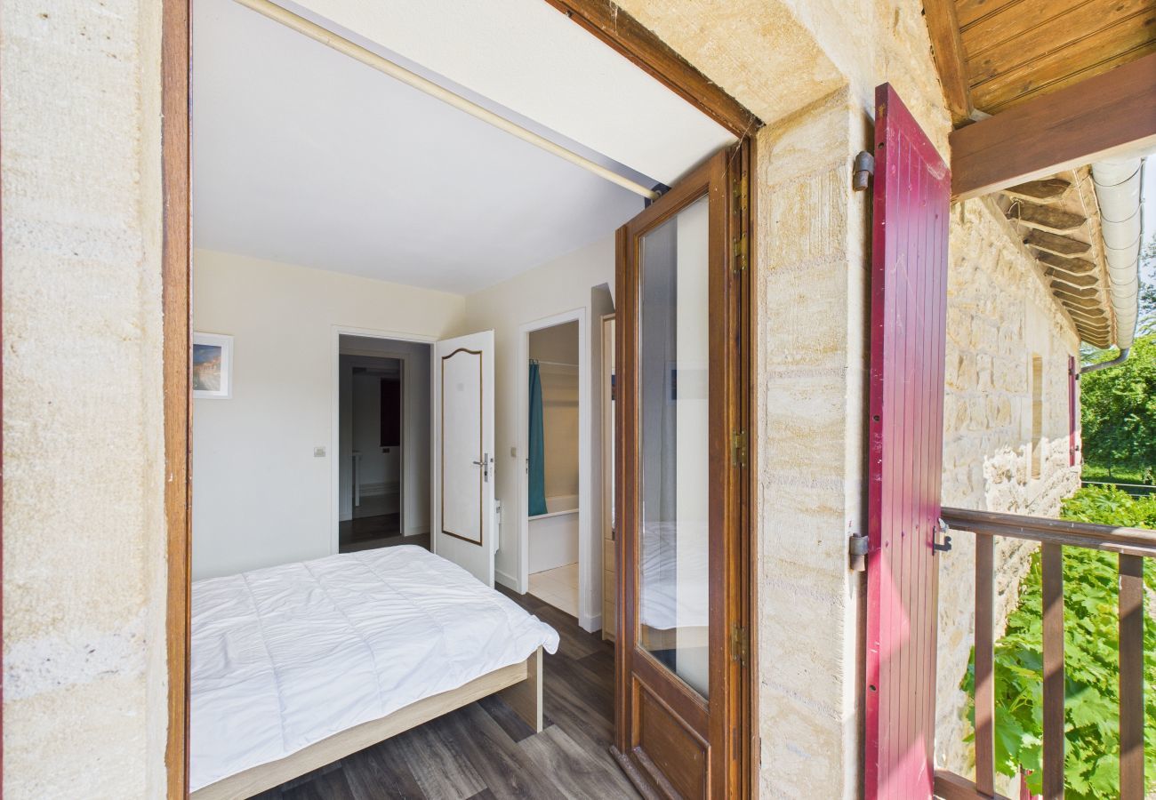 Maison à Peyzac-le-Moustier - Piscine privée - jolie maison 10 adultes 2 enfants