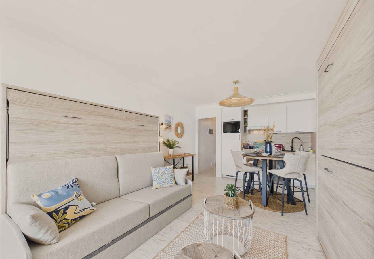 Studio à Les Sables-d´Olonne - Vue mer, joli studio pour 4 à 40m de la plage 