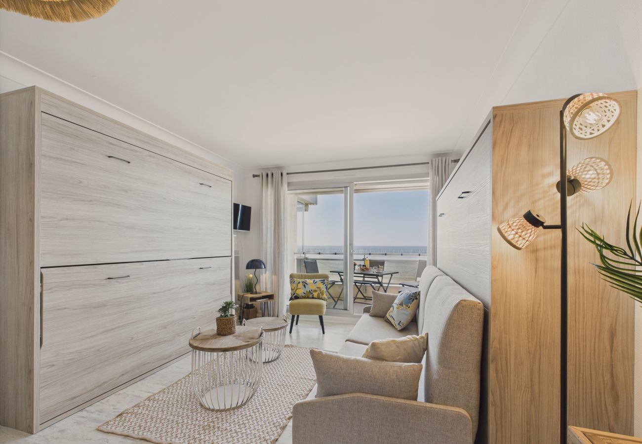 Studio à Les Sables-d´Olonne - Vue mer, joli studio pour 4 à 40m de la plage 