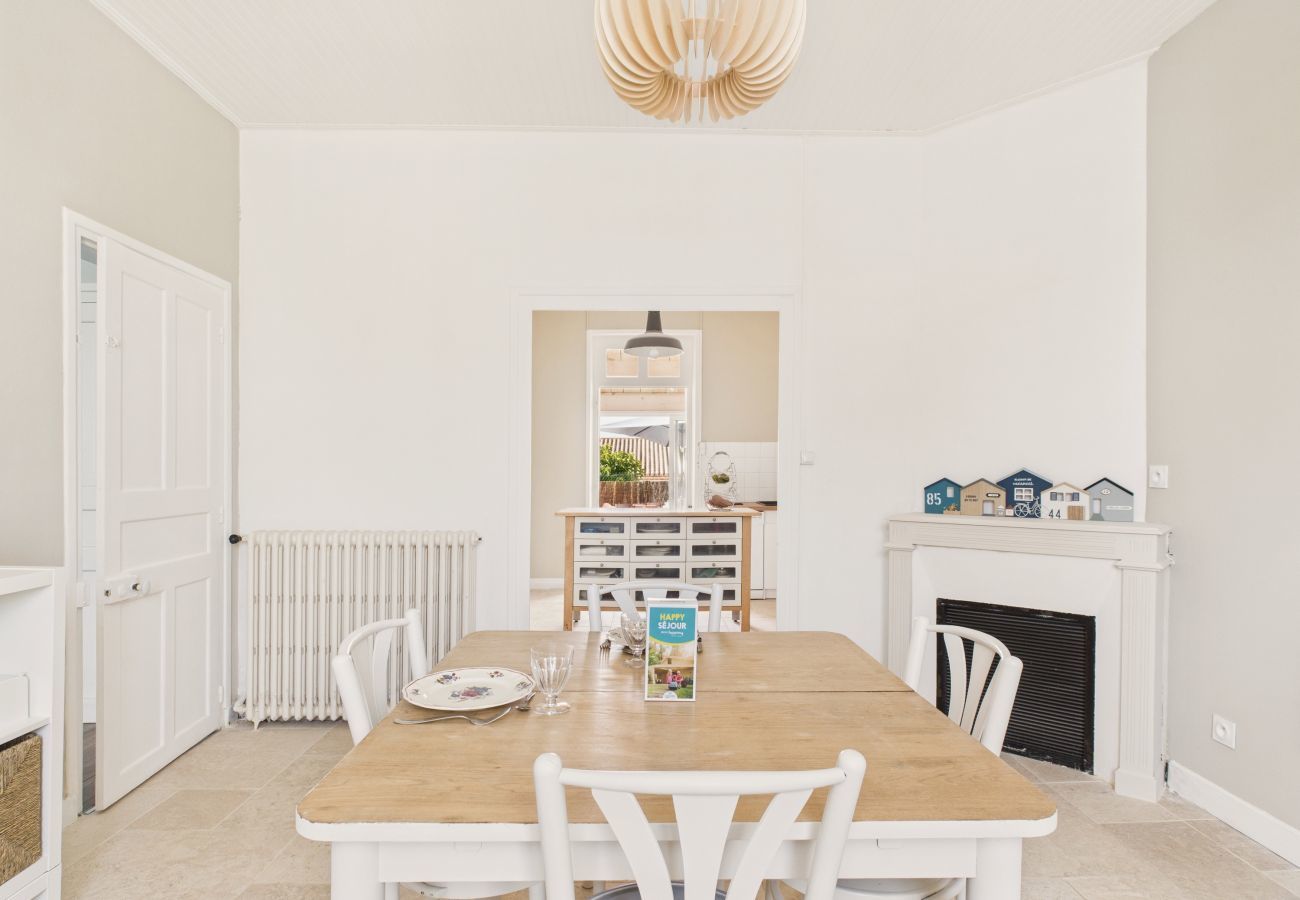 Maison à Saint-Gilles-Croix-de-Vie - Maison pour 6 avec jardin proche du centre