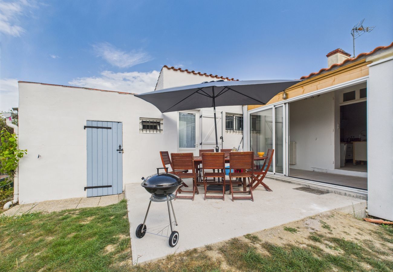 Maison à Saint-Gilles-Croix-de-Vie - Maison pour 6 avec jardin proche du centre