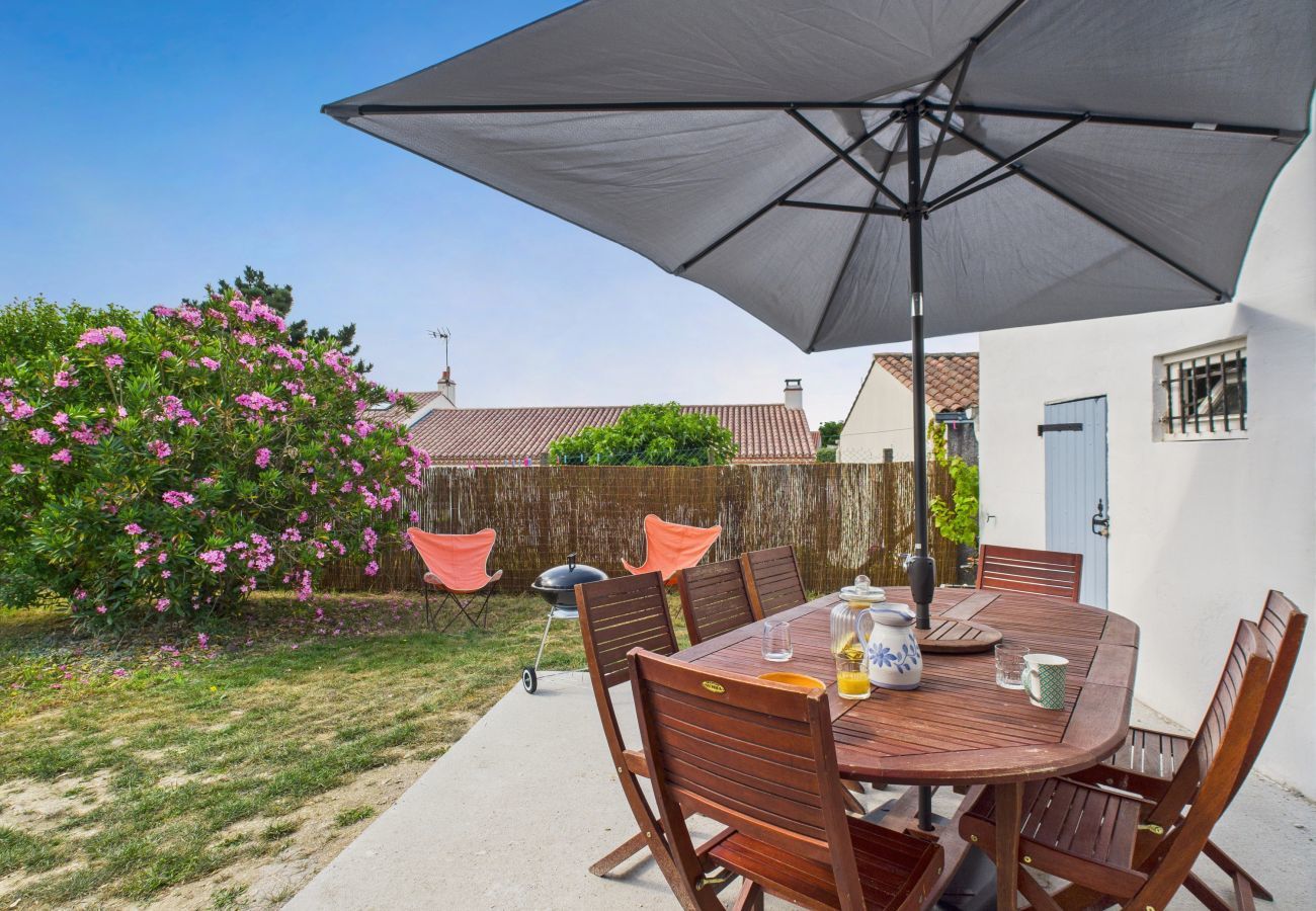 Maison à Saint-Gilles-Croix-de-Vie - Maison pour 6 avec jardin proche du centre