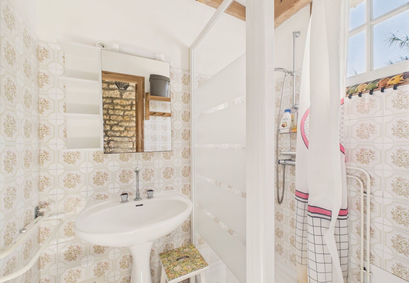 Maison à Les Portes-en-Ré - 800 m de la plage, jardin, maison pour 4