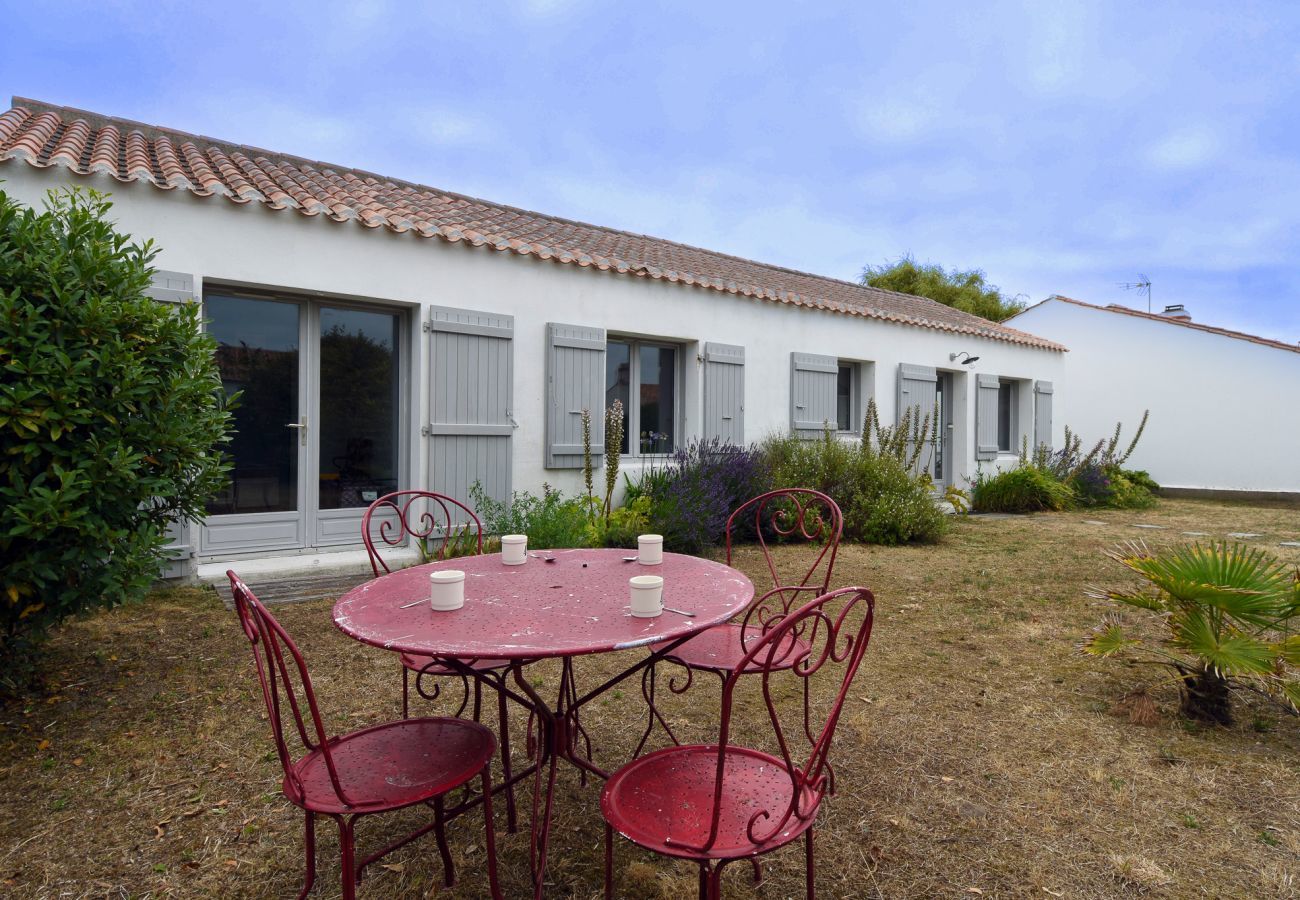 Maison à L'Epine - 700 m de la plage, jardin, maison pour 7
