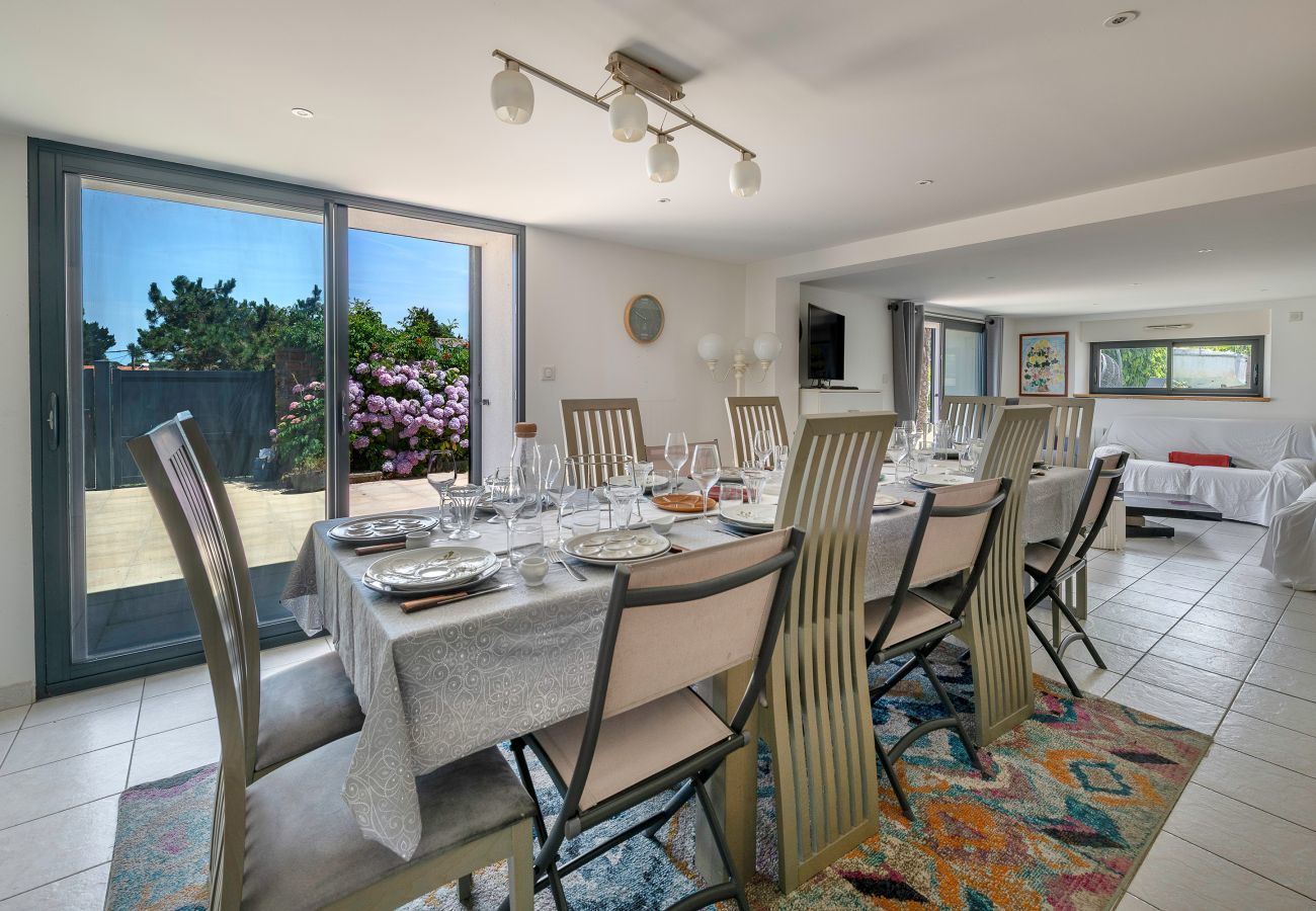 Maison à La Plaine-sur-Mer - Villa pour 15 à 700m de la plage
