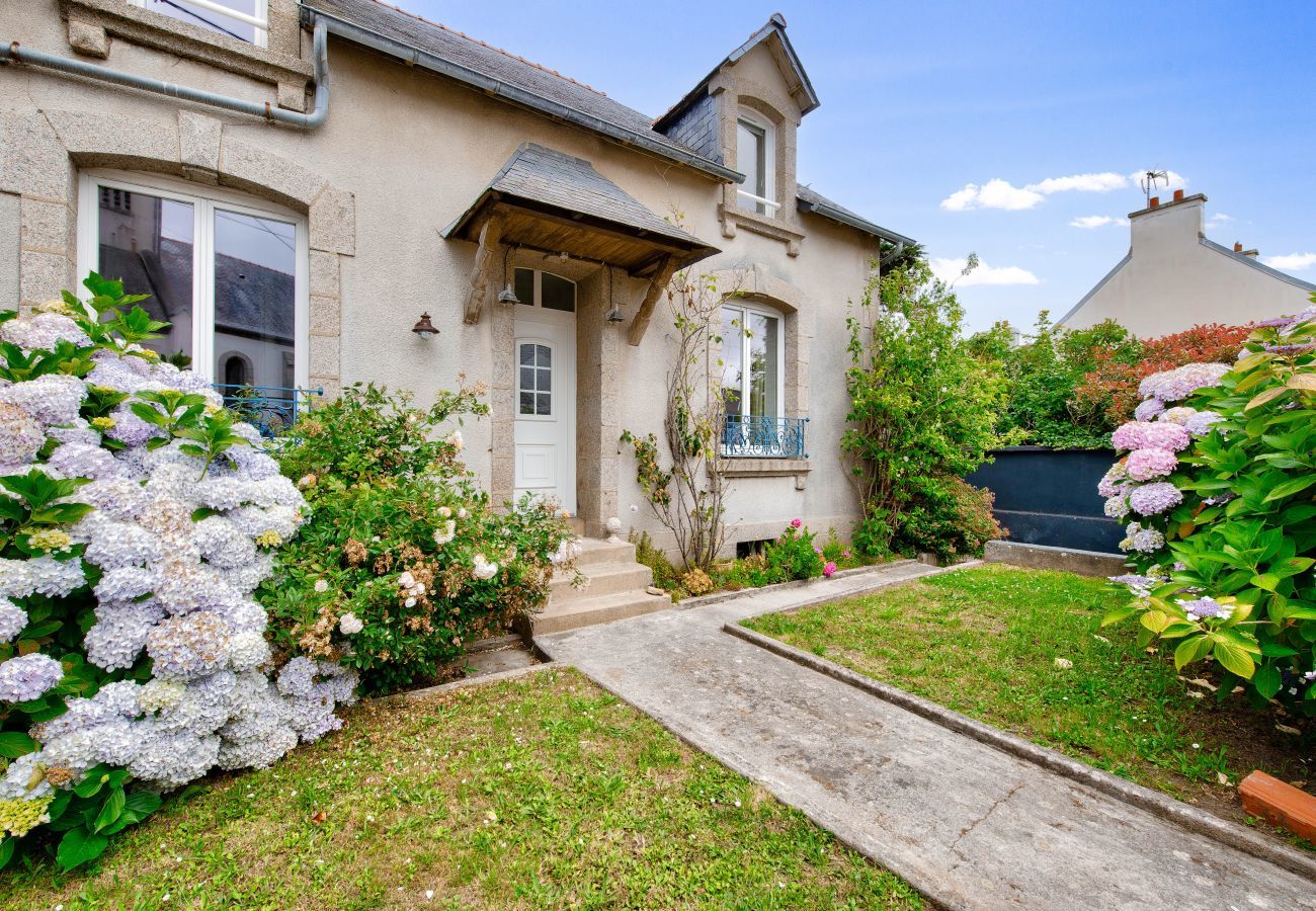 Maison à Plouguerneau - Vue mer - Maison pour 8 avec jardin et terrasse 