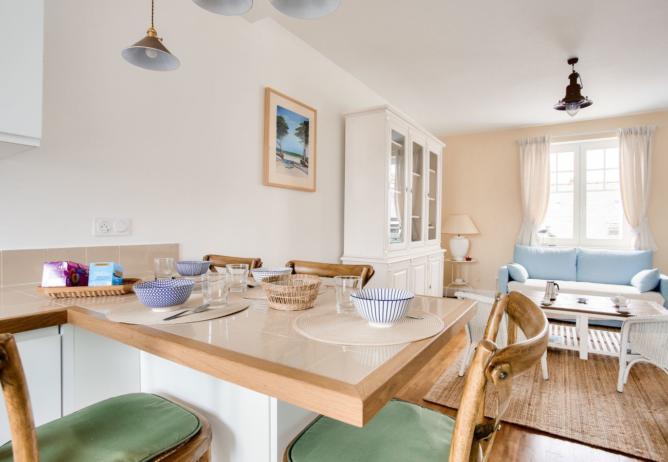 Appartement à Dinard - Vue mer, 150 m de la plage, hyper centre