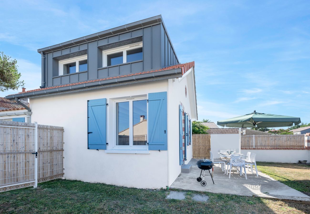 Maison à La Plaine-sur-Mer - Maison à 50m de la mer- 4 adultes/2enfants