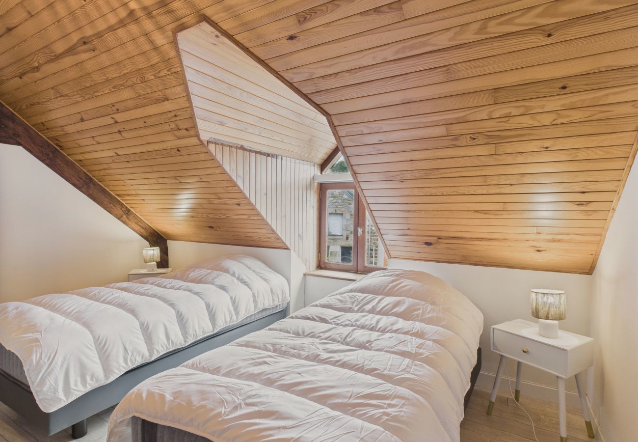 Maison à Erquy - Maison en pierre avec jardin pour 4 personnes