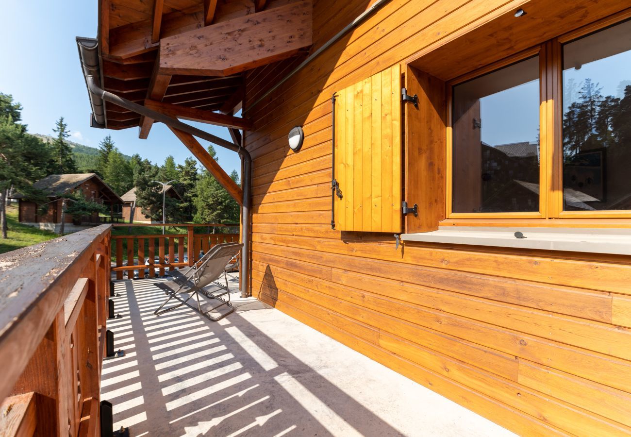 Appartement à Le Dévoluy - Terrasse avec vue sur les montagnes pour 6