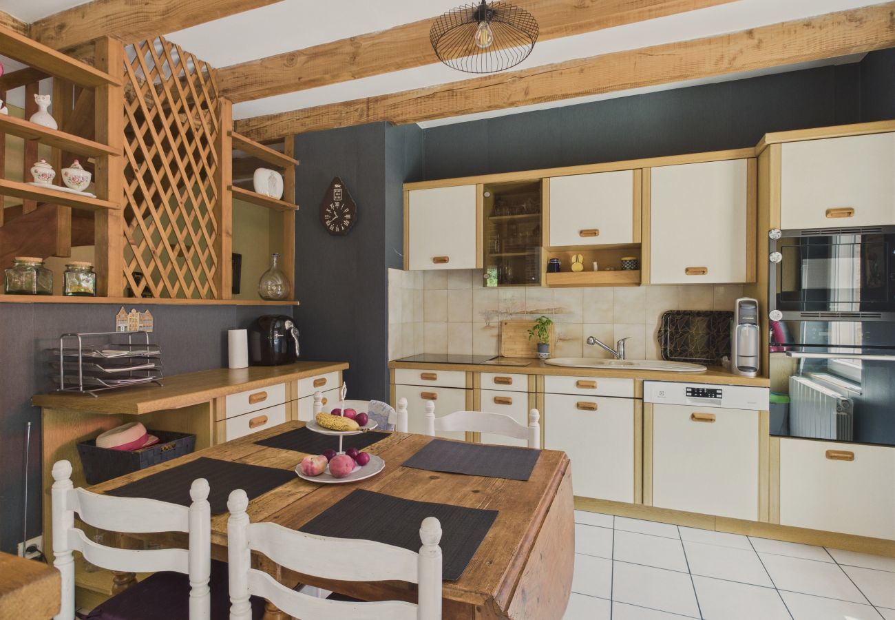 Maison à Fouesnant - Grand jardin et terrasse - 6 adultes, 2 enfants