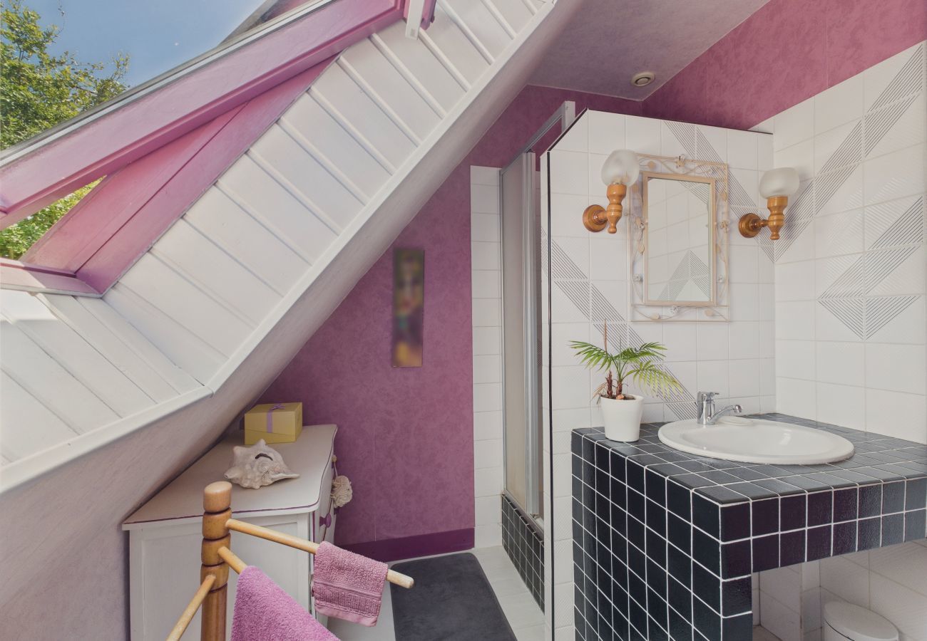 Maison à Fouesnant - Grand jardin et terrasse - 6 adultes, 2 enfants