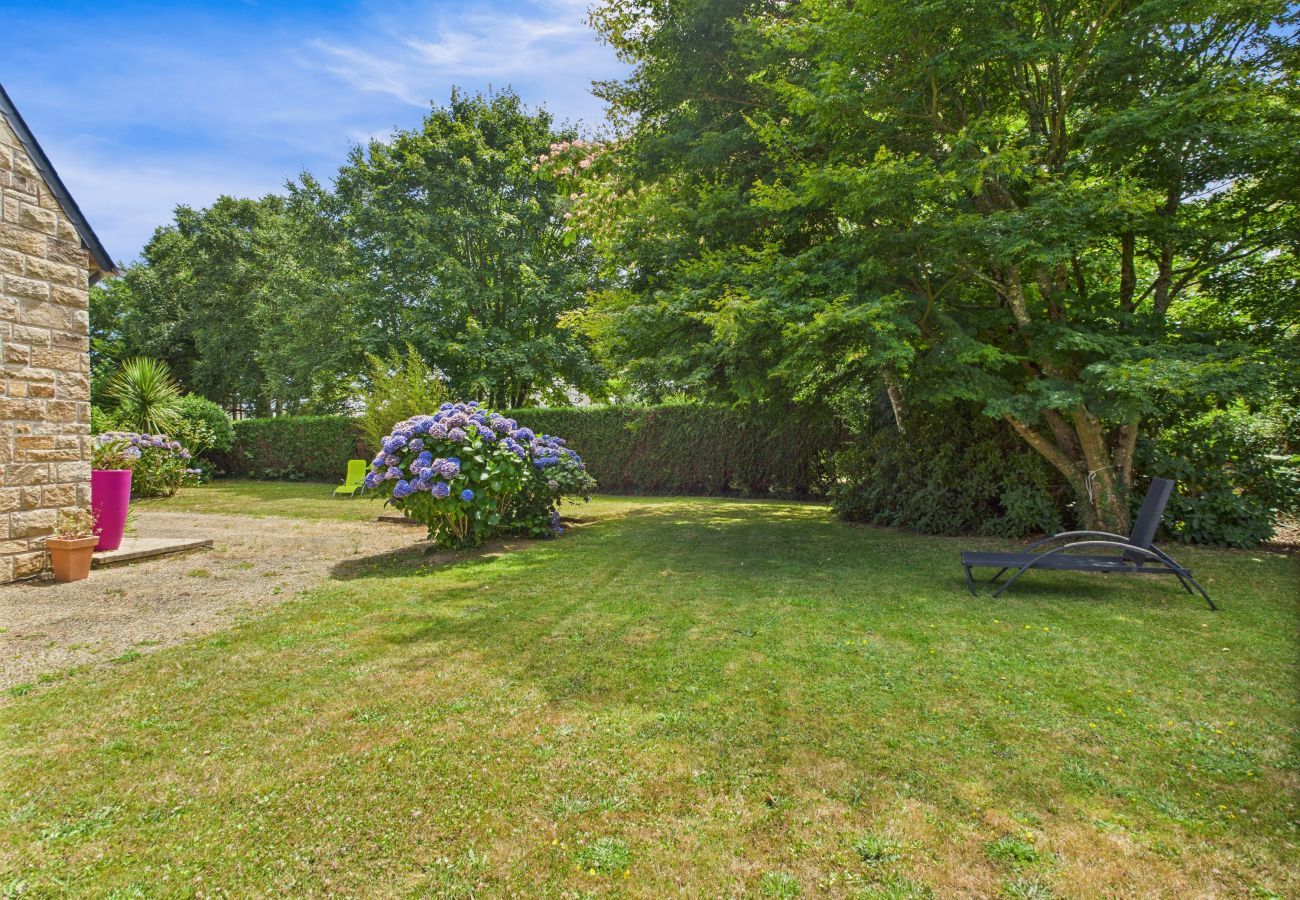 Maison à Fouesnant - Grand jardin et terrasse - 6 adultes, 2 enfants