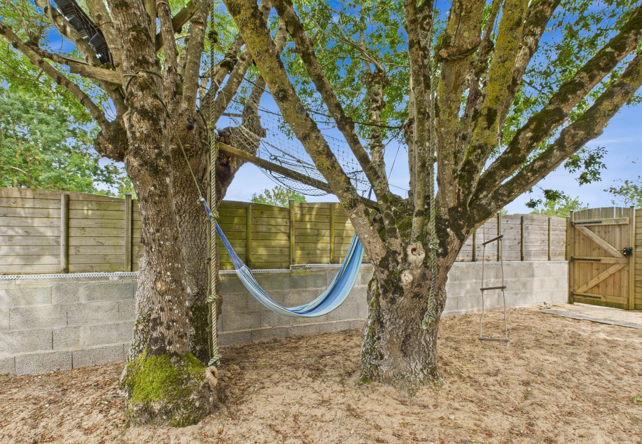 Maison à Longeville-sur-Mer - Maison familiale et colorée avec jardin pour 6 