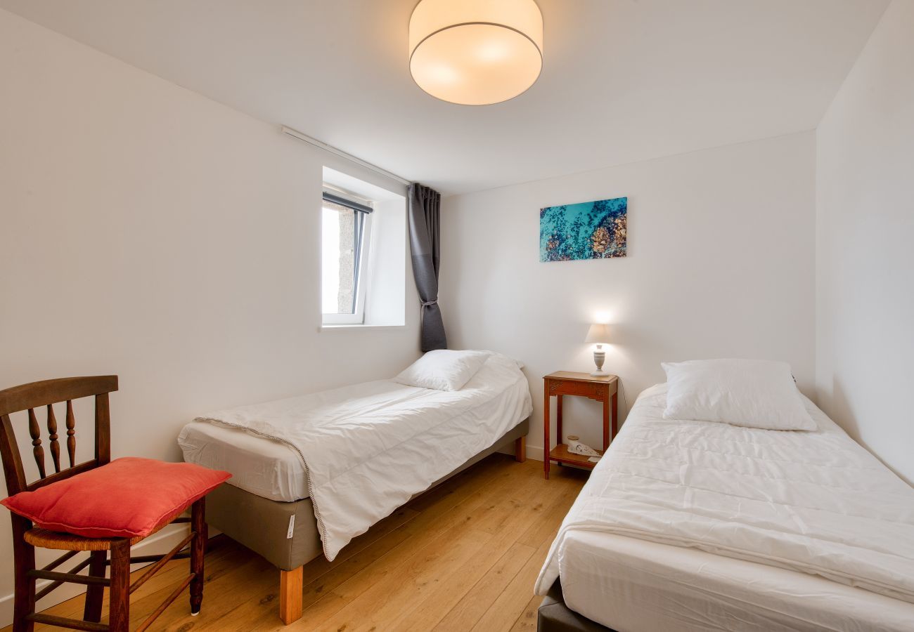 Maison à Kerlouan - Gîte de vacances pour 6 avec jardin - 800 m plage