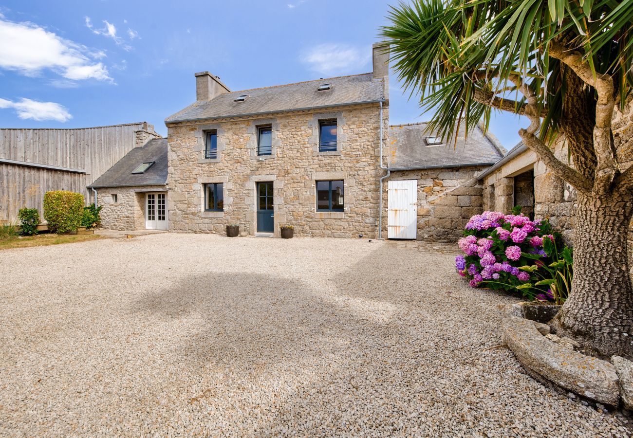 Maison à Kerlouan - Gîte de vacances pour 6 avec jardin - 800 m plage