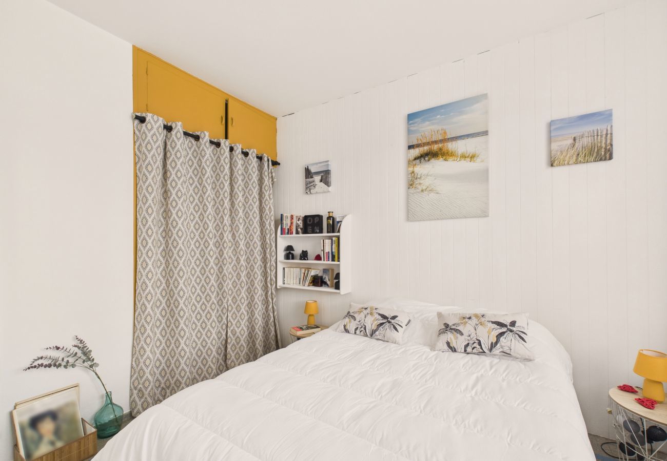 Appartement à Saint-Gilles-Croix-de-Vie - 200m de la plage, jardin, appart pour 4