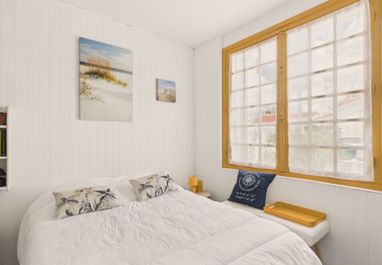 Appartement à Saint-Gilles-Croix-de-Vie - 200m de la plage, jardin, appart pour 4