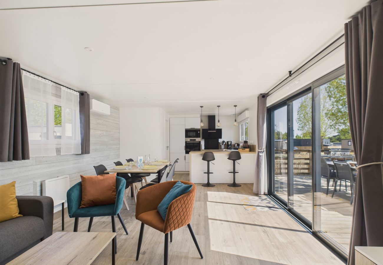 Chalet à Saint-Gilles-Croix-de-Vie - Chalet pour 6 avec piscine chauffée commune