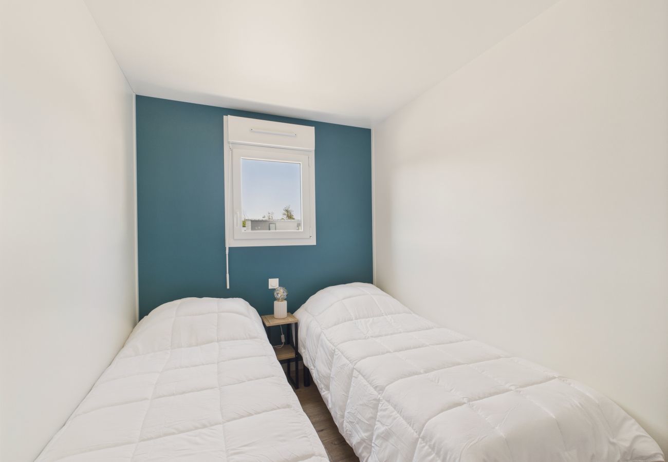 Chalet à Saint-Gilles-Croix-de-Vie - Chalet pour 6 avec piscine chauffée commune