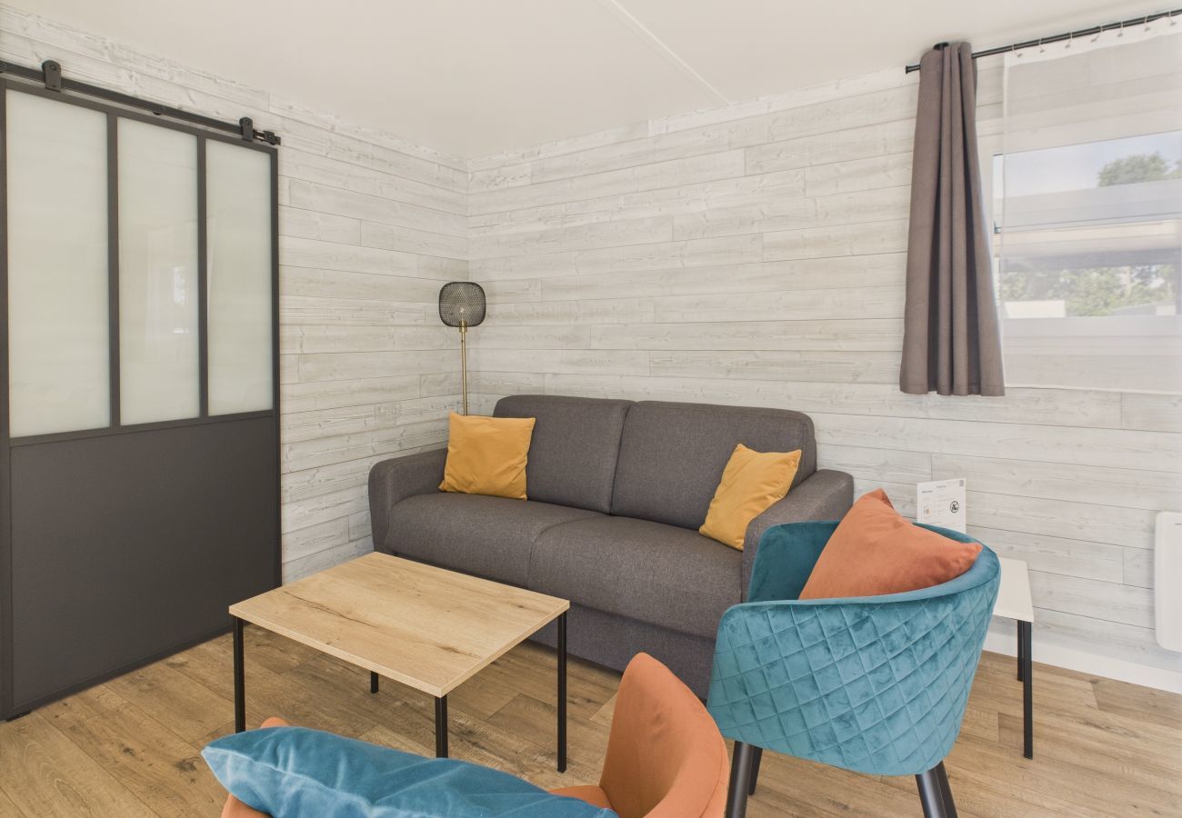 Chalet à Saint-Gilles-Croix-de-Vie - Chalet pour 6 avec piscine chauffée commune