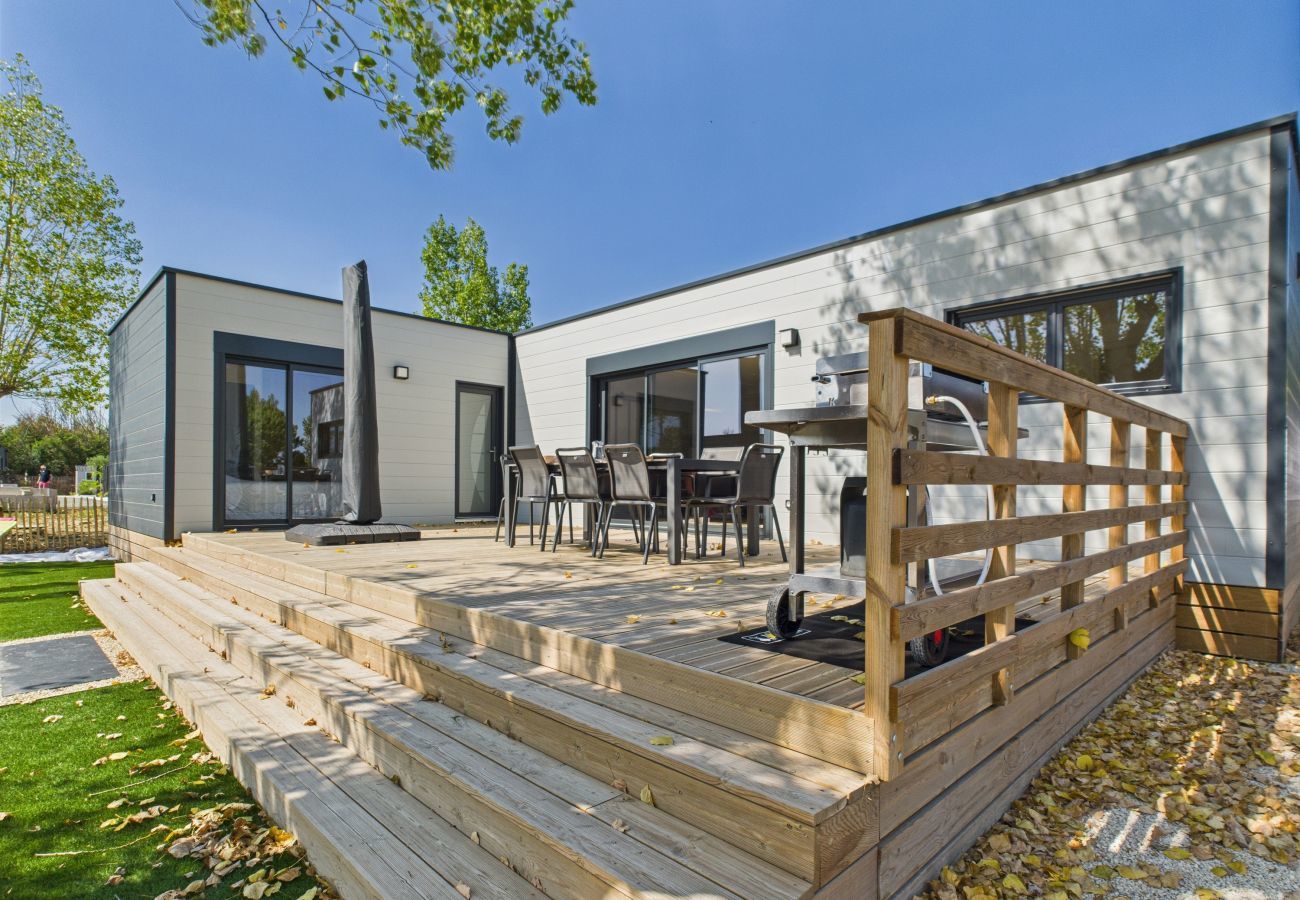 Chalet à Saint-Gilles-Croix-de-Vie - Chalet pour 6 avec piscine chauffée commune