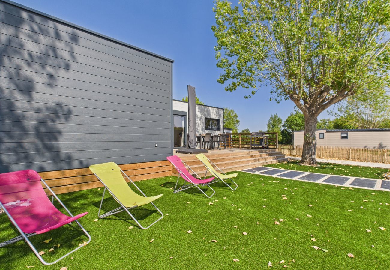 Chalet à Saint-Gilles-Croix-de-Vie - Chalet pour 6 avec piscine chauffée commune