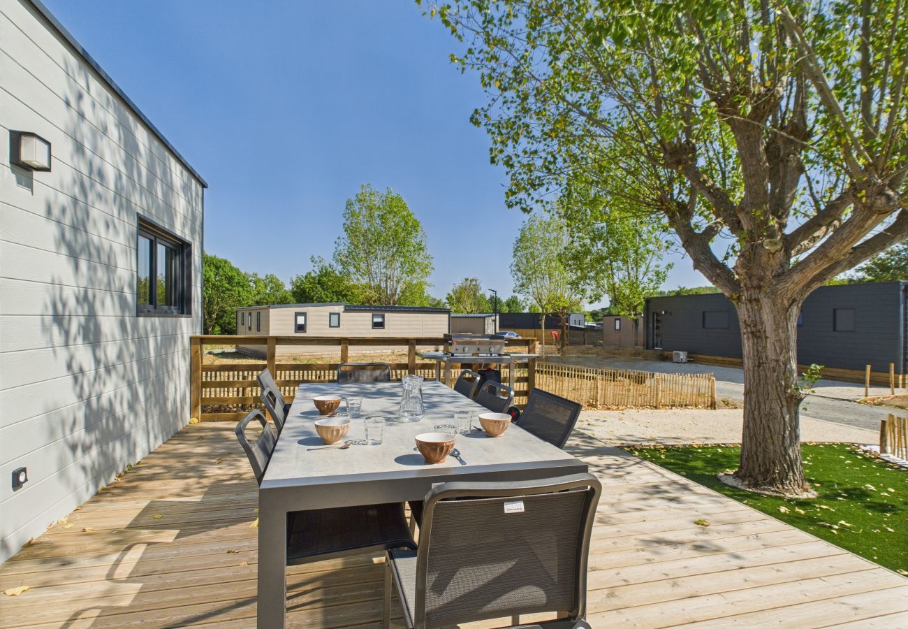 Chalet à Saint-Gilles-Croix-de-Vie - Chalet pour 6 avec piscine chauffée commune