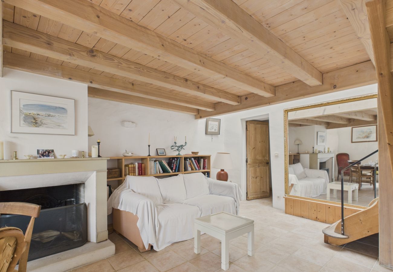 Maison à Les Portes-en-Ré - 800 m de la plage, maison pour 4 avec terrasse