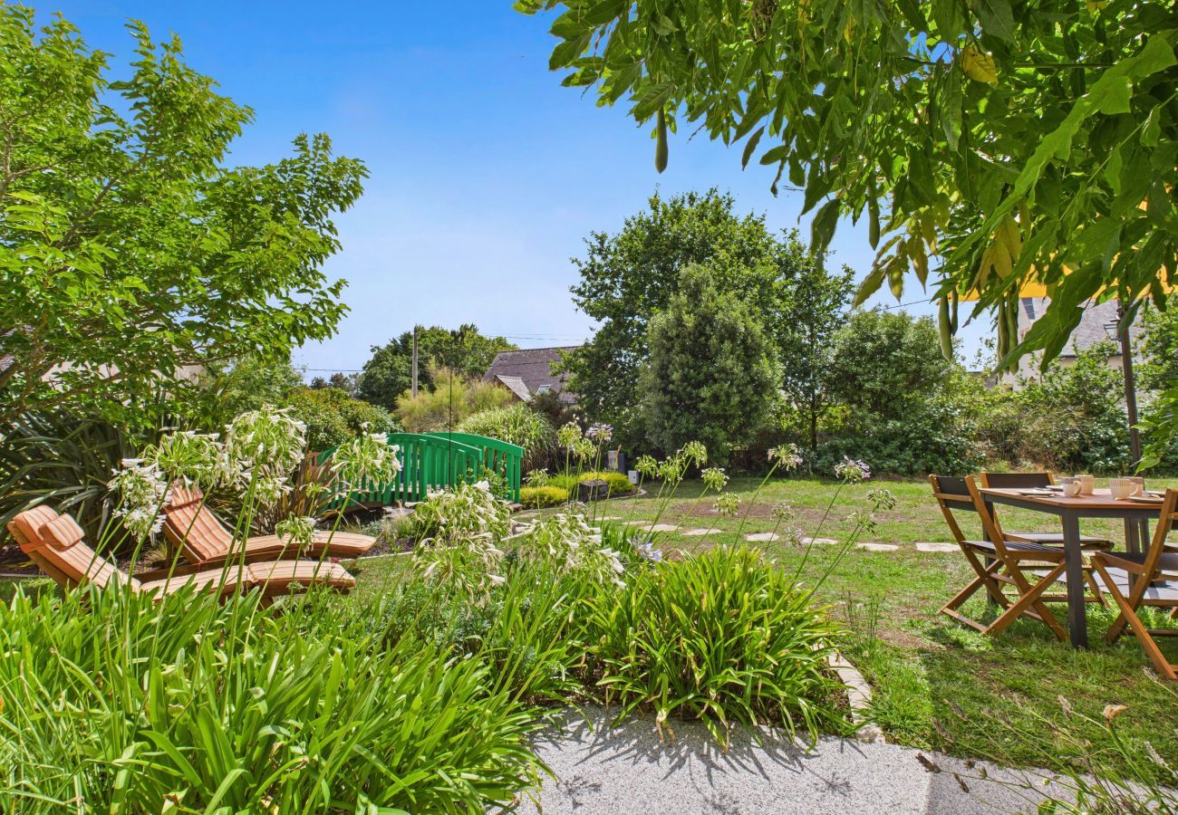 Studio à Sarzeau - 300m plage - duplex avec jardin pour 4