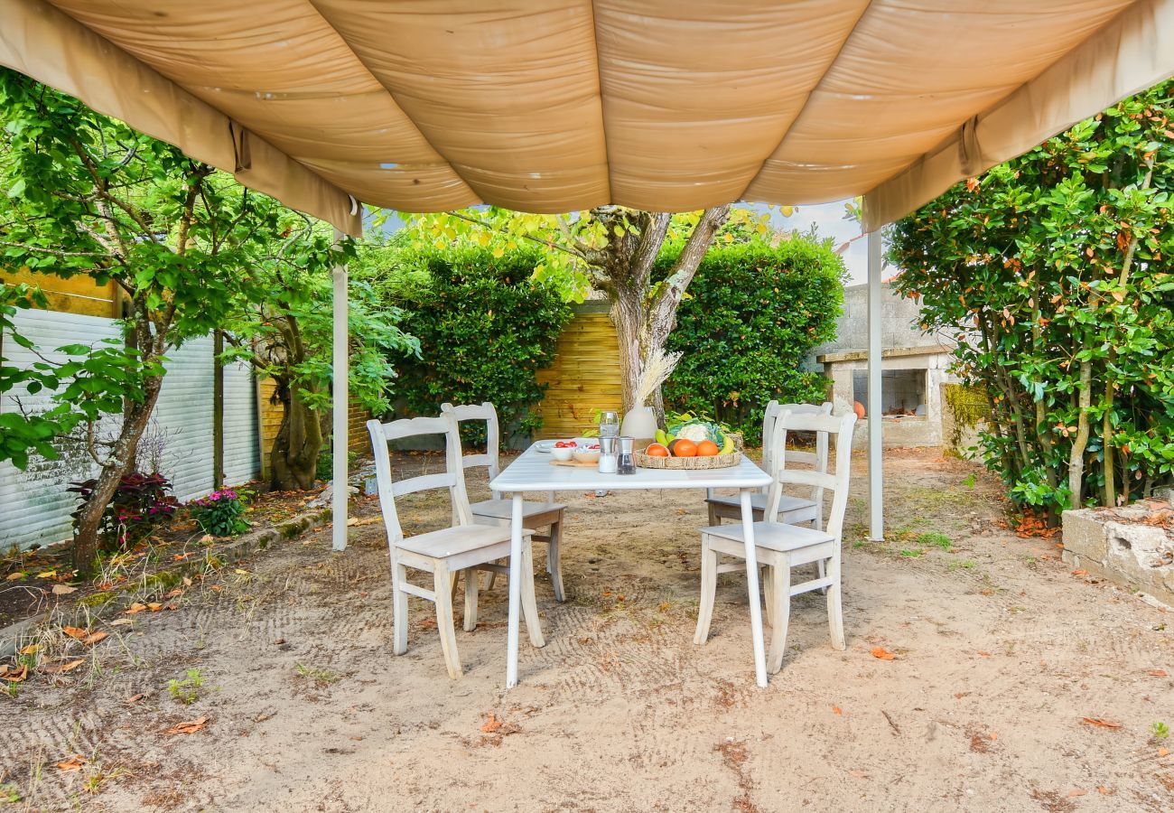 Maison à Barbâtre - 300 m de la plage - Maison pour 2 avec jardin 
