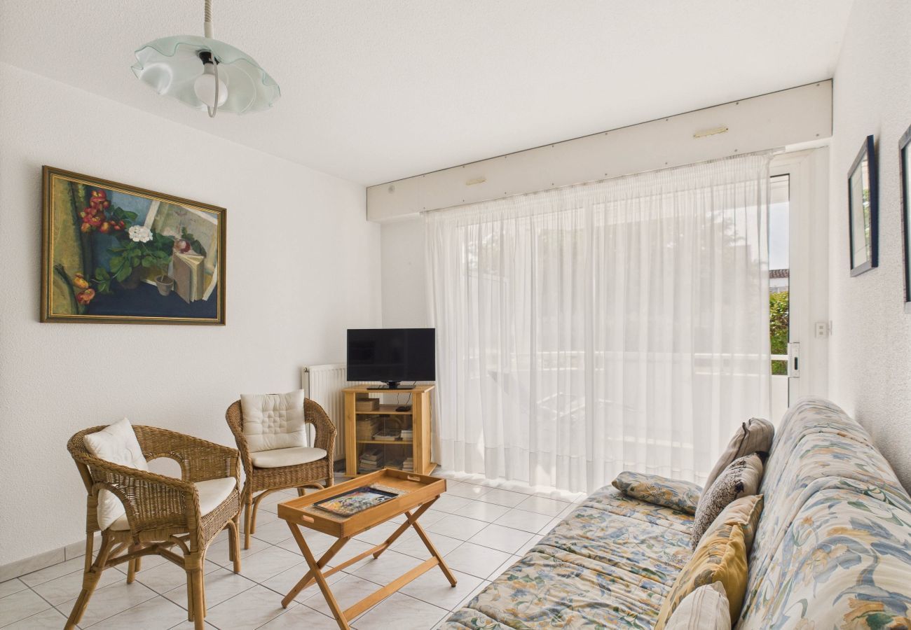 Appartement à Saint-Gilles-Croix-de-Vie - 400m de la Grande plage, 2 adultes 2 enfants