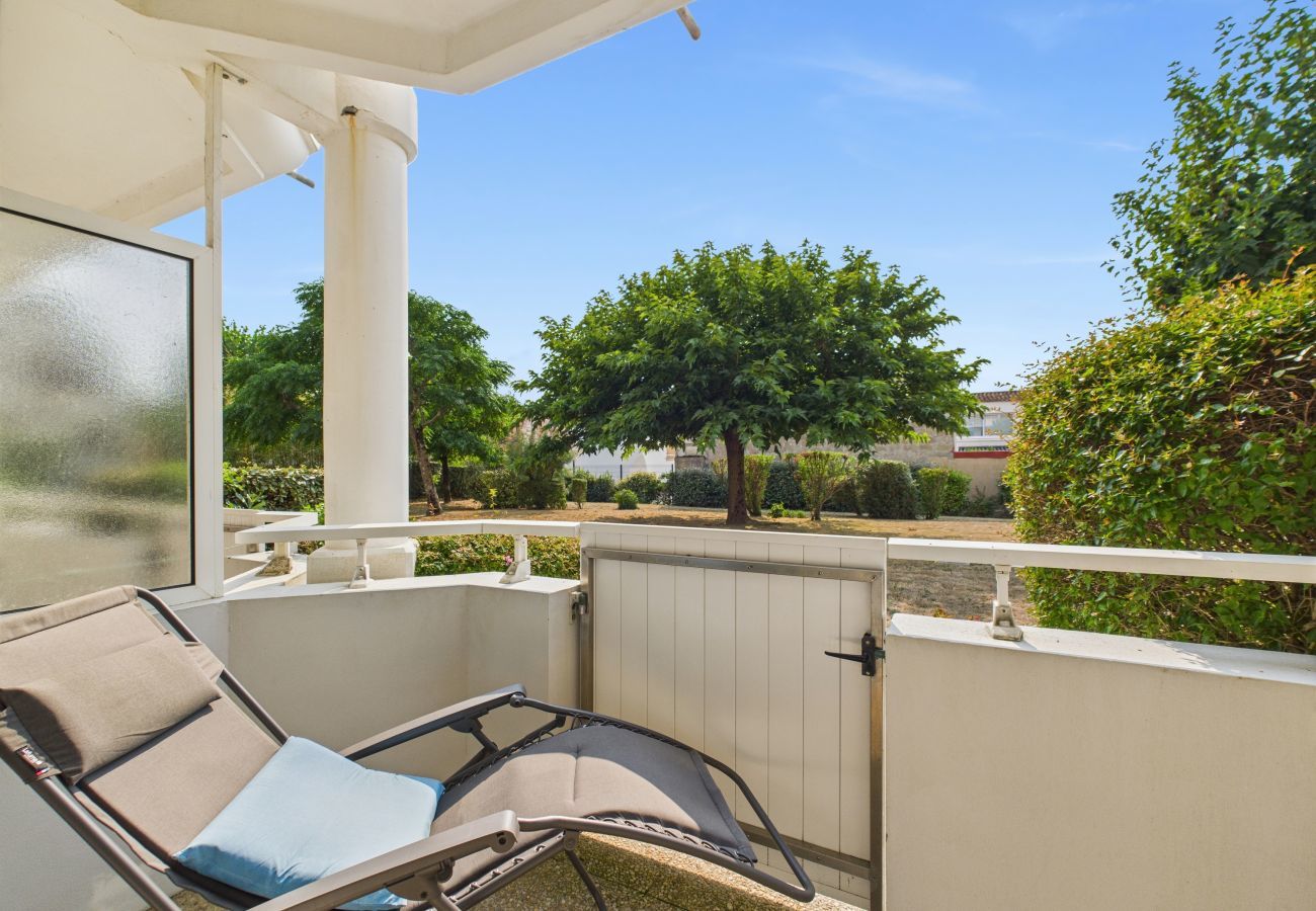 Appartement à Saint-Gilles-Croix-de-Vie - 400m de la Grande plage, 2 adultes 2 enfants