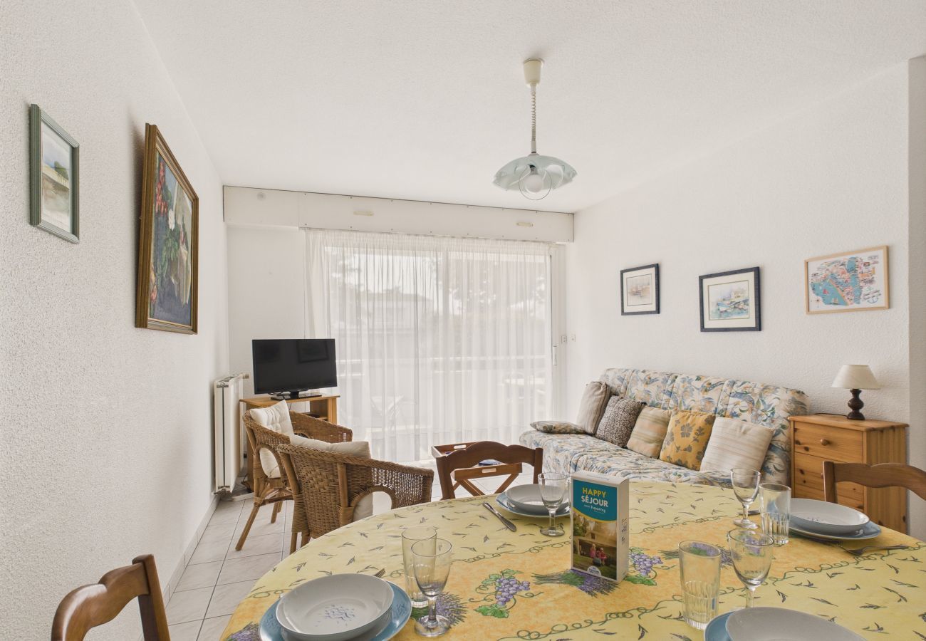 Appartement à Saint-Gilles-Croix-de-Vie - 400m de la Grande plage, 2 adultes 2 enfants