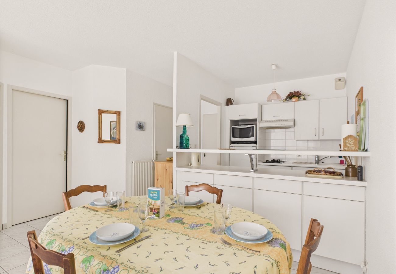 Appartement à Saint-Gilles-Croix-de-Vie - 400m de la Grande plage, 2 adultes 2 enfants