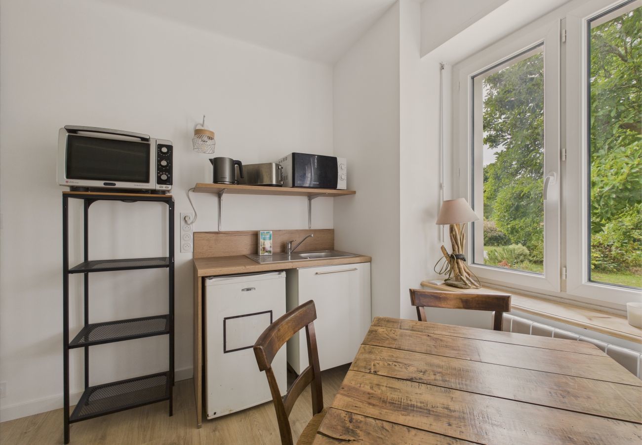 Appartement à Fouesnant - Dépendance 2 adultes 2 enfants - avec jardin