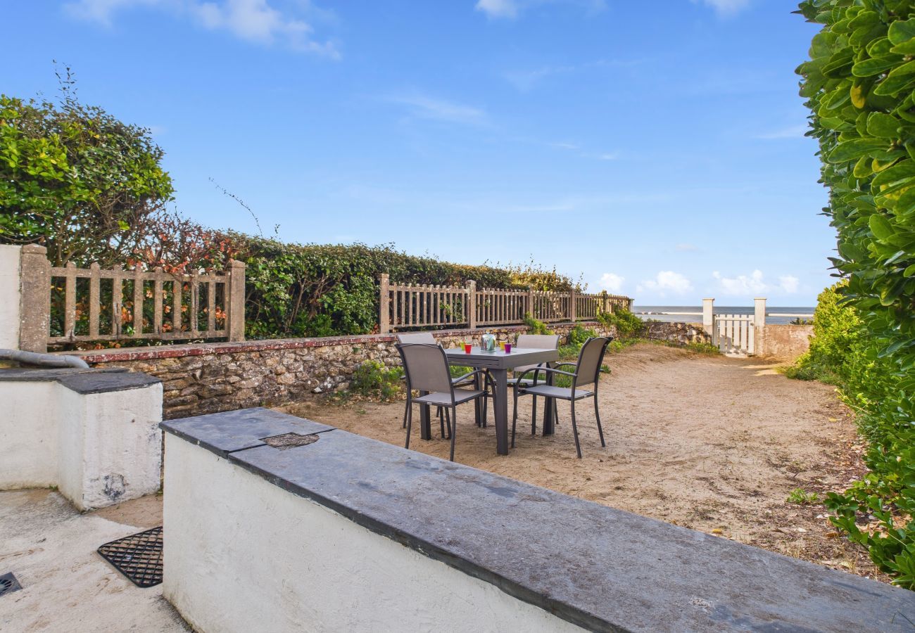 Maison à Pornichet - Maison avec accès direct plage- 4 adultes/1 enfant