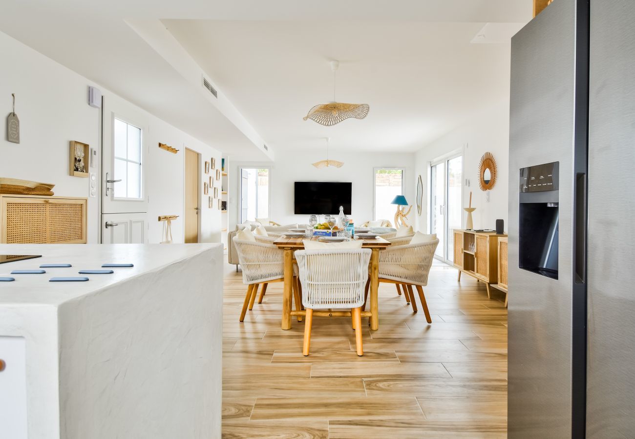 Maison à Noirmoutier-en-l´Ile - Piscine chauffée - Maison 6 adultes 2 enfants