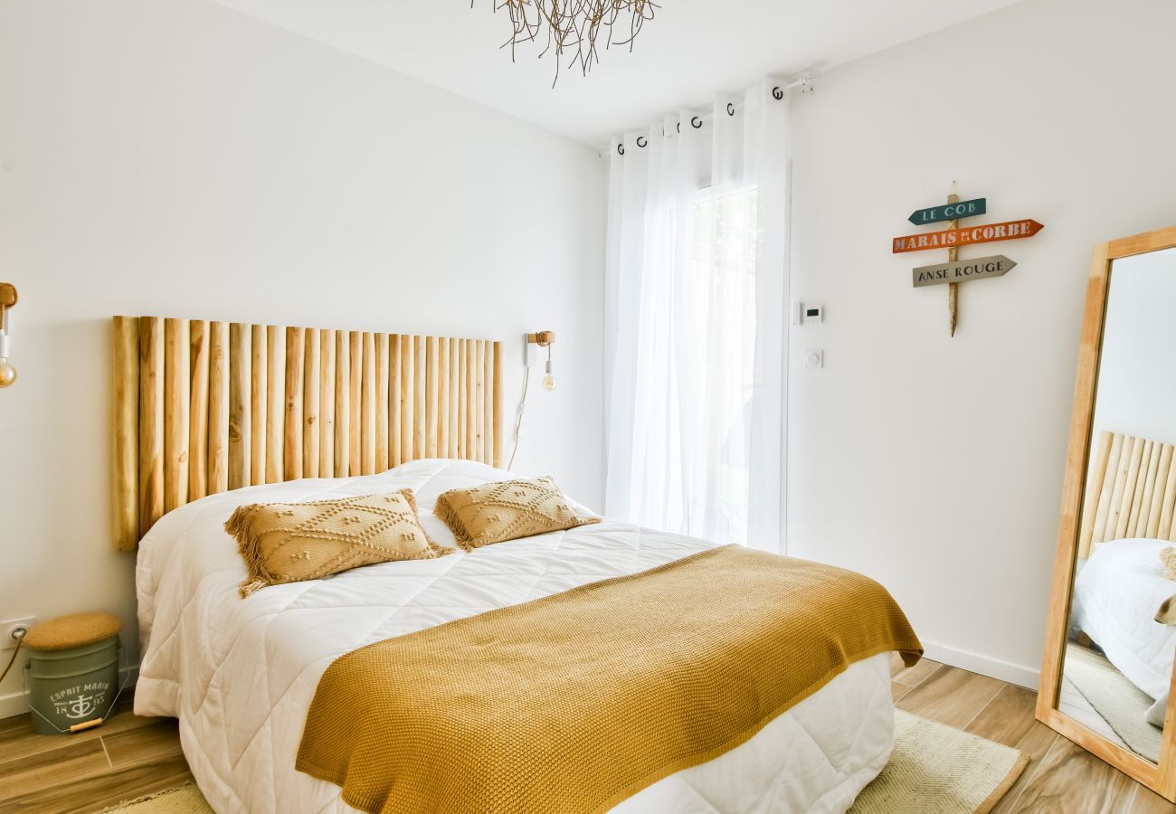 Maison à Noirmoutier-en-l´Ile - Piscine chauffée - Maison 6 adultes 2 enfants