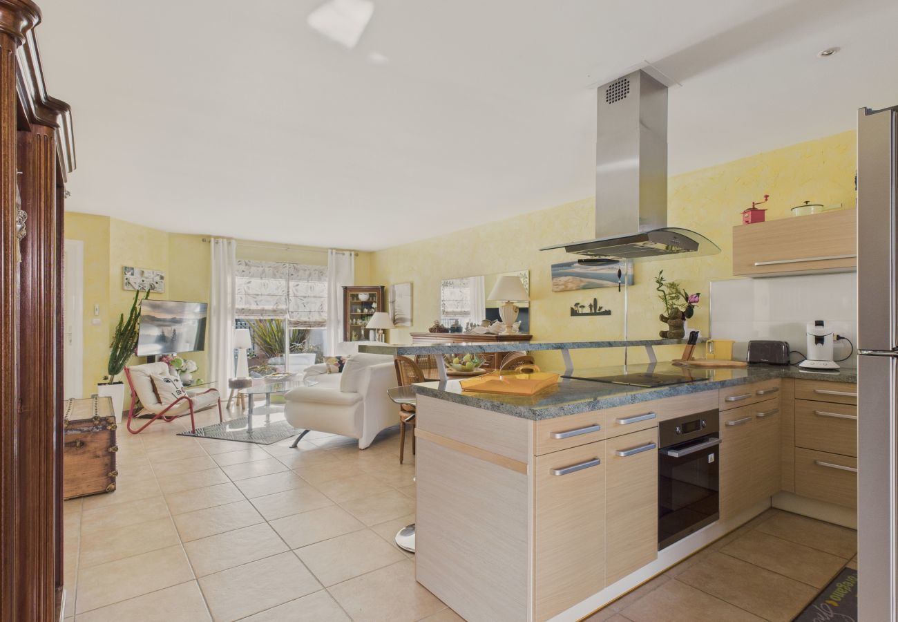Maison à Lanton - Charmante maison rose pour 4 - 500m de la plage