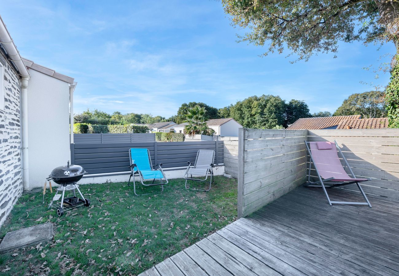 Maison à Saint-Michel-Chef-Chef - 800 m de la plage, jardin, 4 adultes 1 enfant