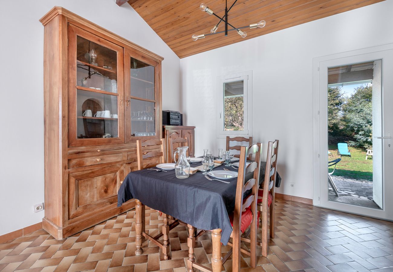 Maison à Saint-Michel-Chef-Chef - 800 m de la plage, jardin, maison pour 5