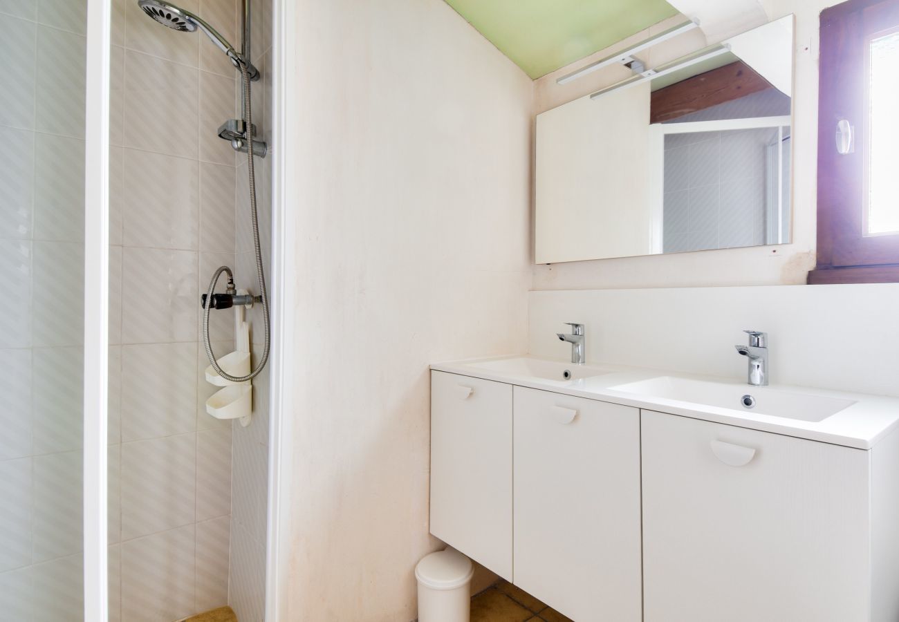 Maison à La Guérinière - 700m de la plage, jardin, 4 adultes 2 enfants