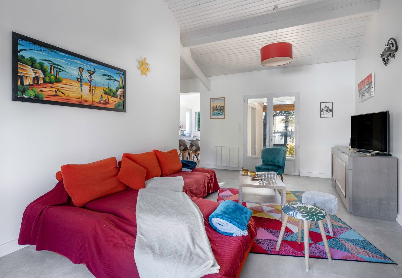 Maison à La Plaine-sur-Mer - Jacuzzi, plage à 500m, 10 adultes 1 enfant