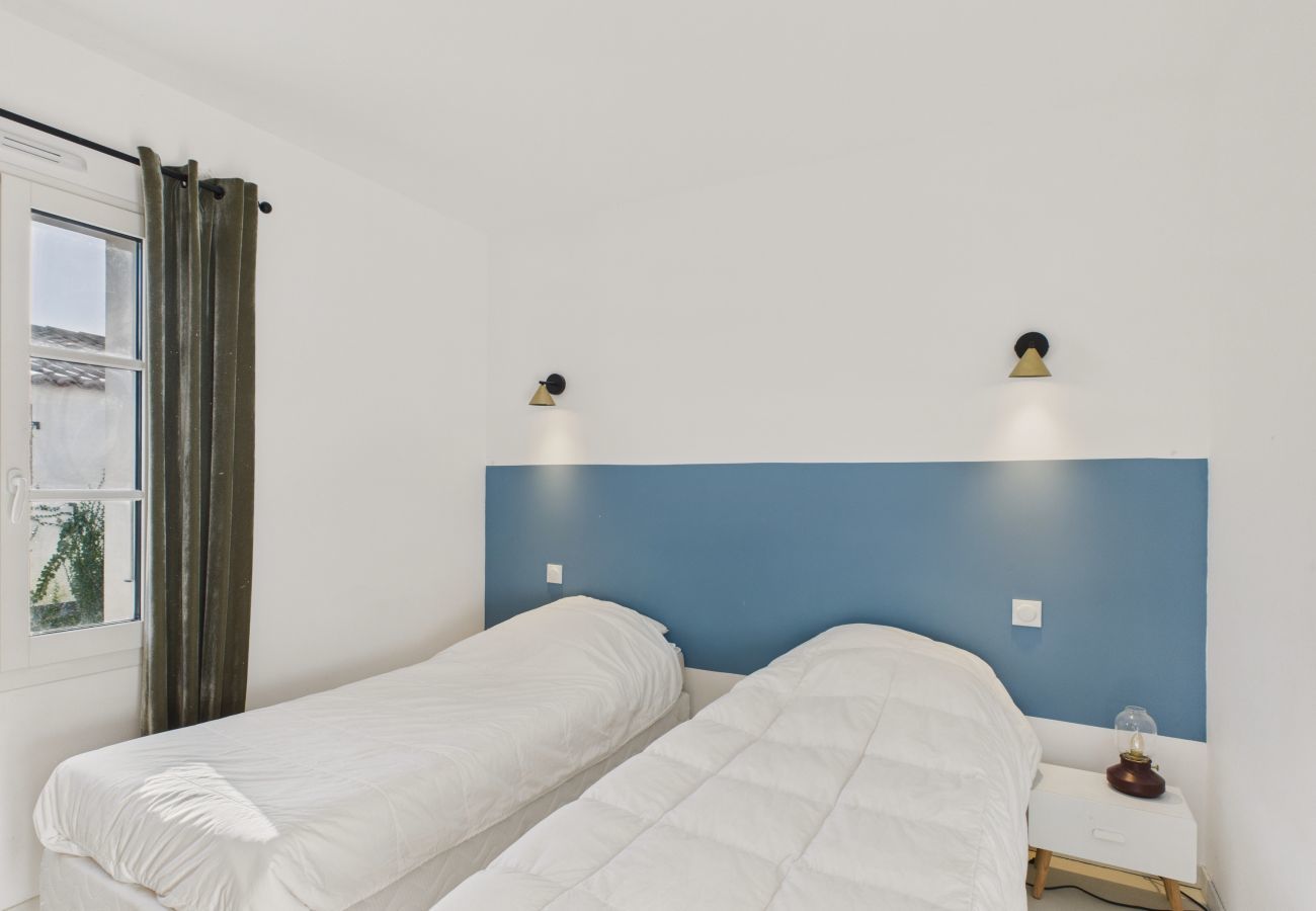 Maison à Saint-Clément-des-Baleines - 400m de la plage, jardin, maison pour 8