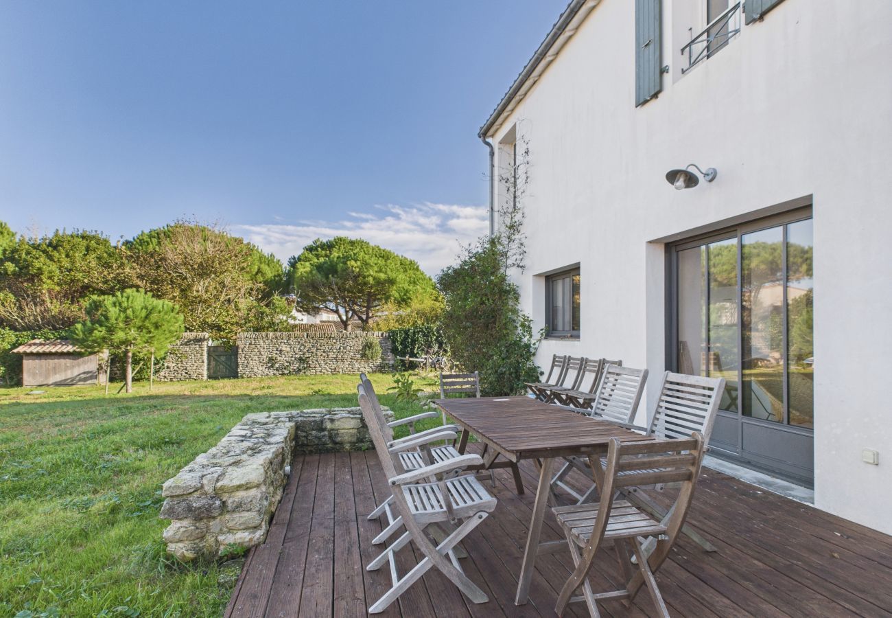 Maison à Saint-Clément-des-Baleines - 400m de la plage, jardin, maison pour 8