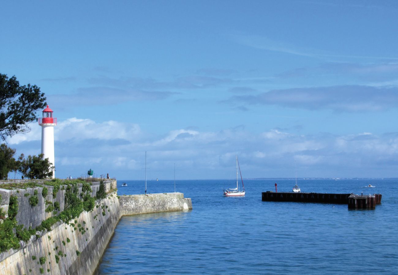 Maison à Saint-Clément-des-Baleines - 400m de la plage, jardin, maison pour 8