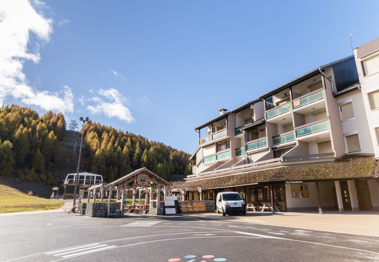Appartement à Le Dévoluy - Appart front de neige, au pied des pistes - pour 5