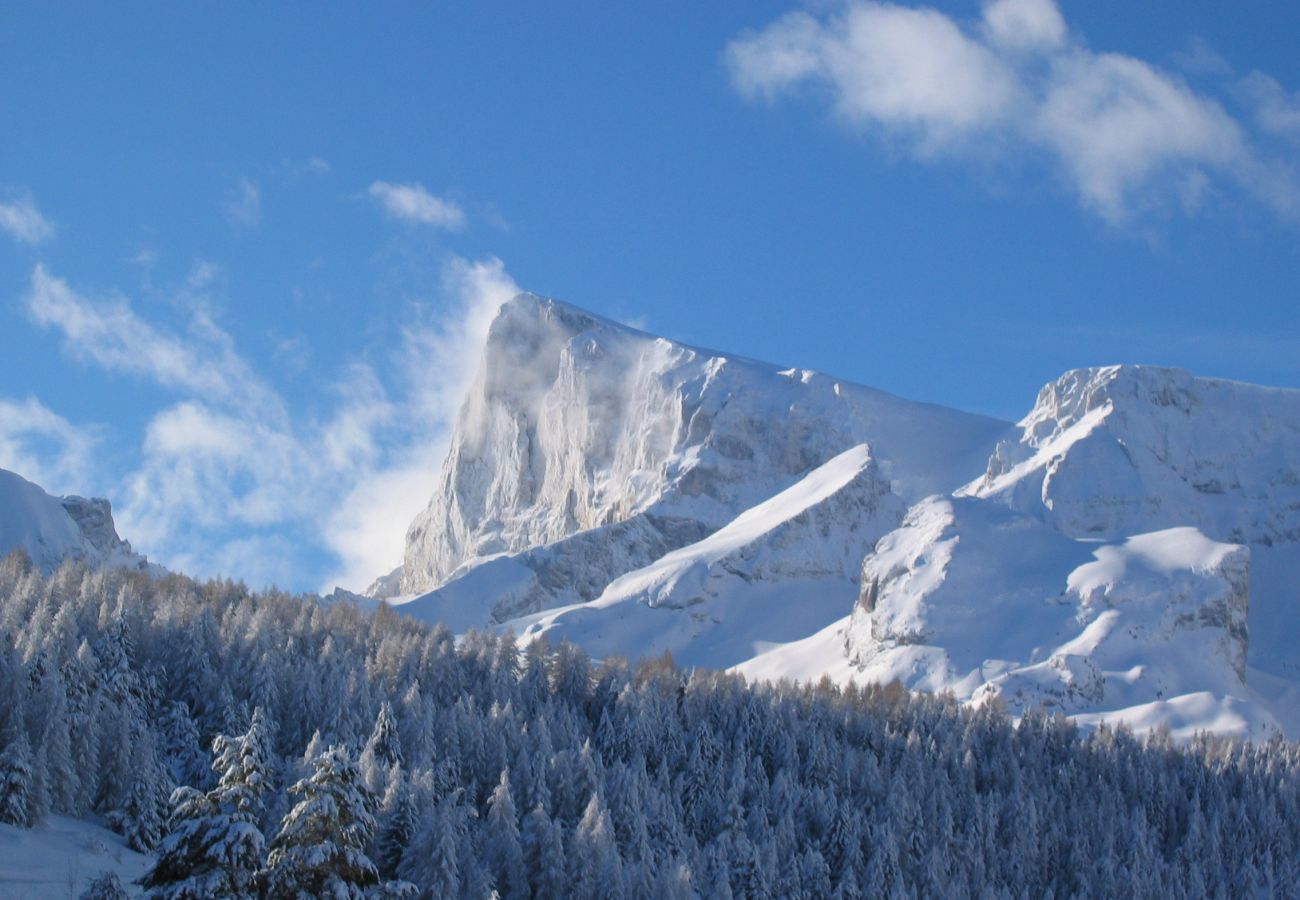 Appartement à Le Dévoluy - Appart front de neige, au pied des pistes - pour 5
